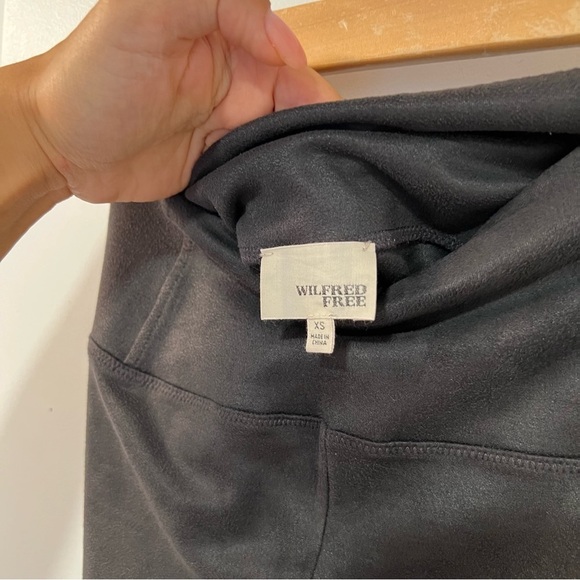 Wilfred Free Daria Suede  Leggings - Picture 5 of 7